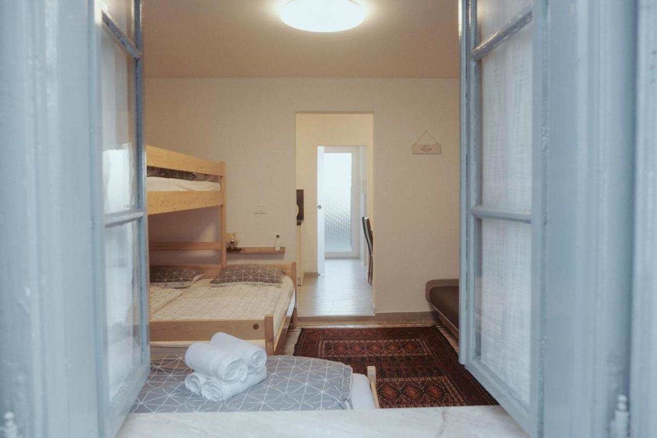 Apartments Pr' Stormanu Kanal Kültér fotó